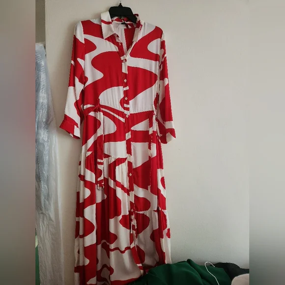 Zara zw Collection Printed midi dress red ecru BNWT - Picture 4 of 10